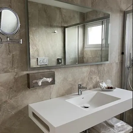 Logonovo Hotel Llido Degli Estensi