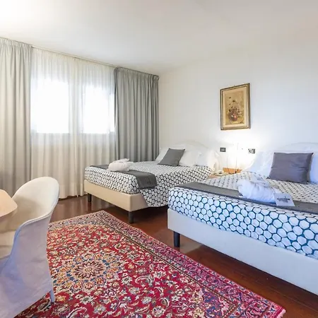 Logonovo Hotel Llido Degli Estensi