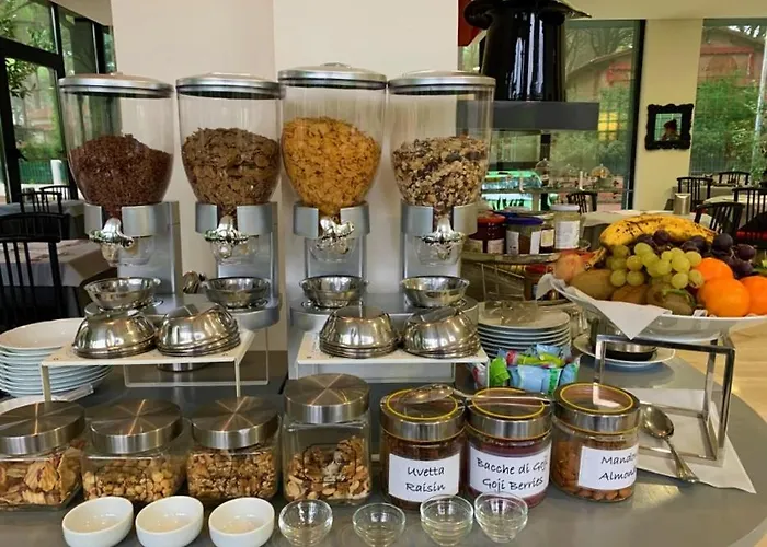 洛根诺沃酒店 酒店