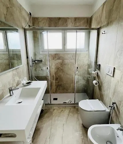 洛根诺沃酒店 3*