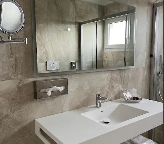 Logonovo Hotell Llido Degli Estensi